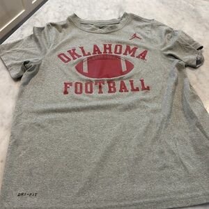 Nike Oklahoma Sooners shirt